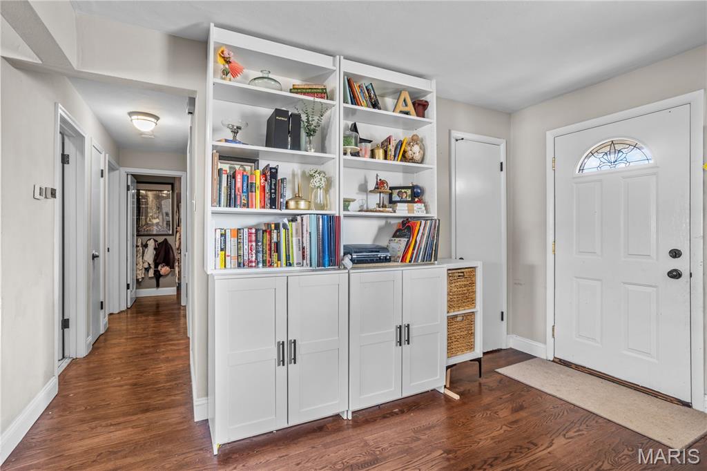 Saxon Manor 1 - Residential