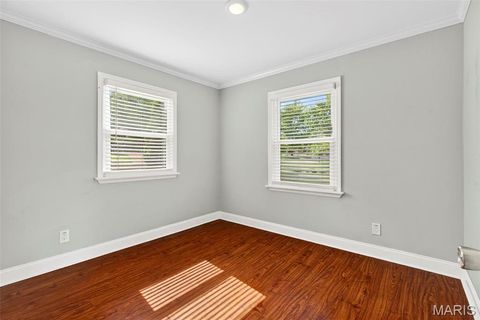 Tiny photo for 112 Robin Hill Lane, Ballwin, MO 63021 (MLS # 26027738)
