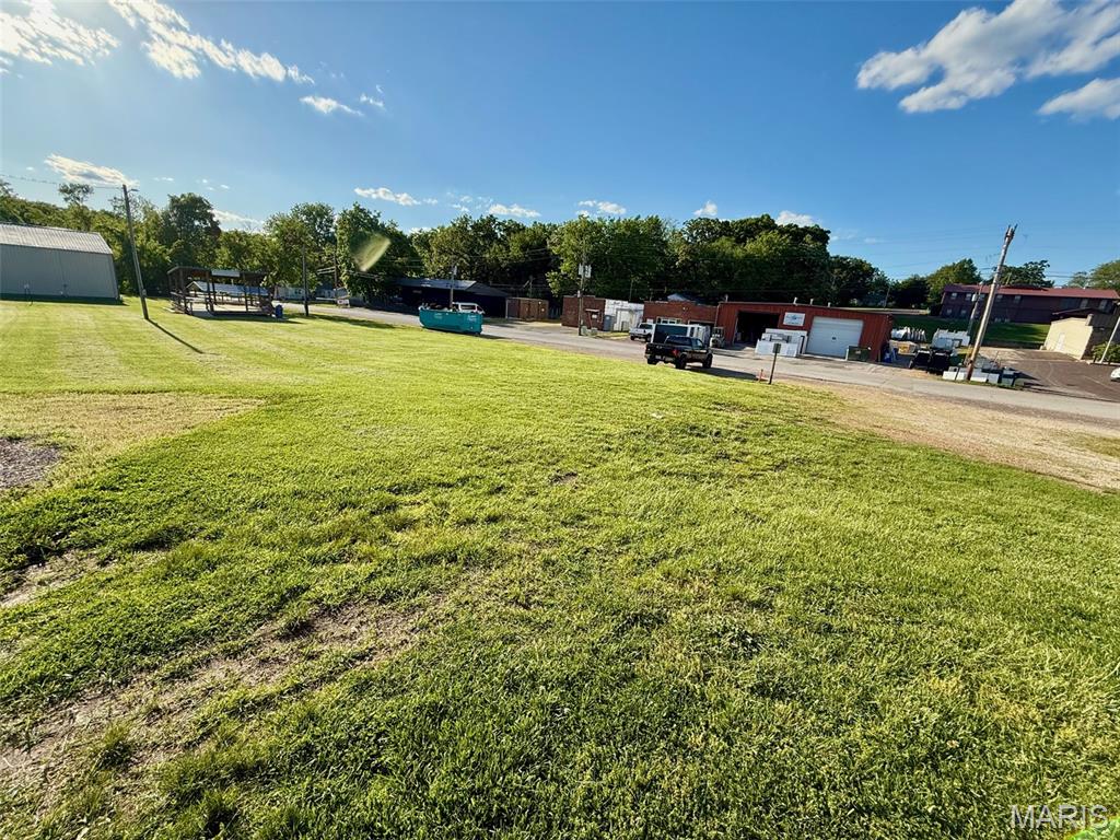 n/a - Commercial Sale