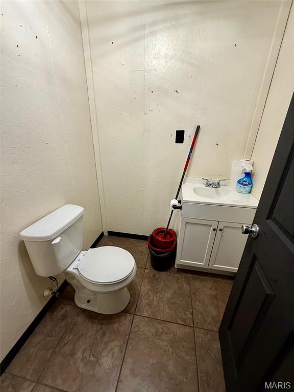 n/a - Commercial Sale