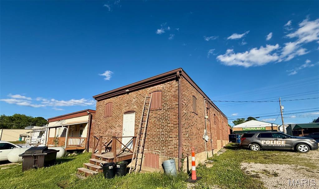 n/a - Commercial Sale