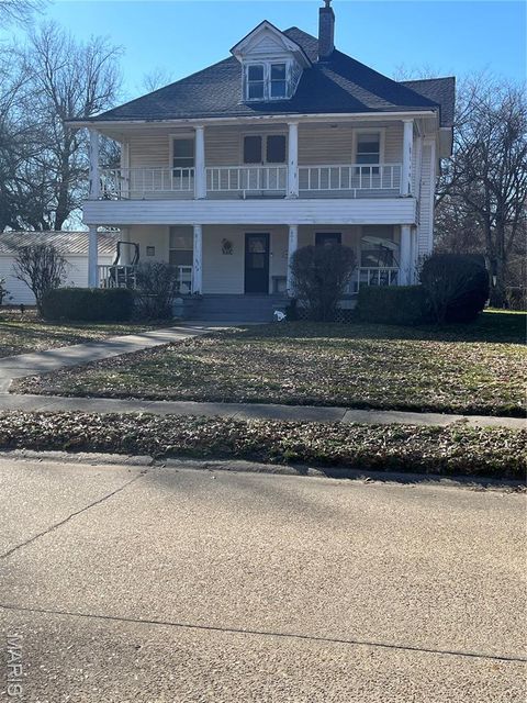 601 N Vandeventer Street Kennett MO 63857