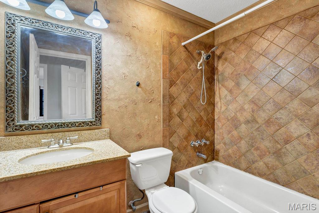 Carmel Woods Estates Condo 2 - Residential Lease