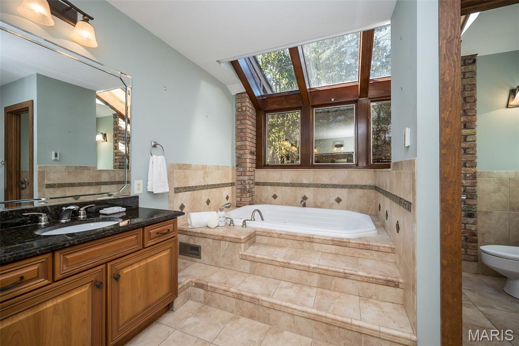 Frontenac Woods 1 - Residential