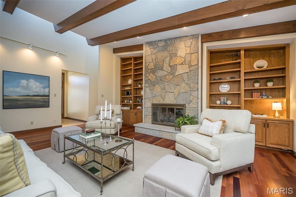 Frontenac Woods 1 - Residential