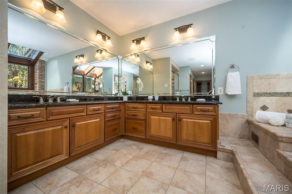 Frontenac Woods 1 - Residential