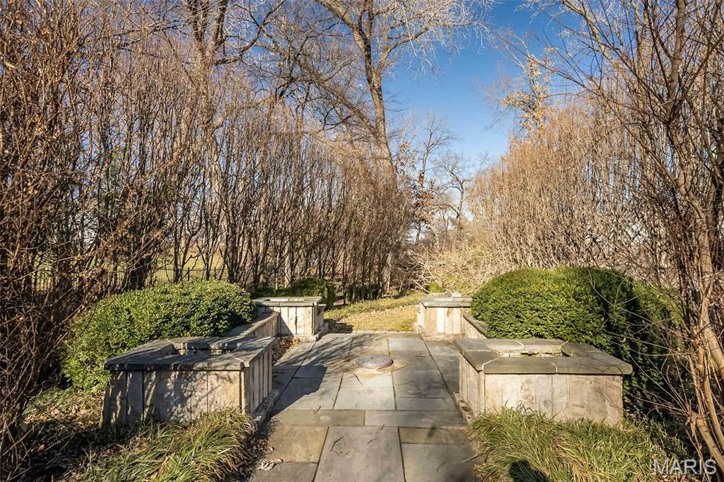 Frontenac Woods 1 - Residential