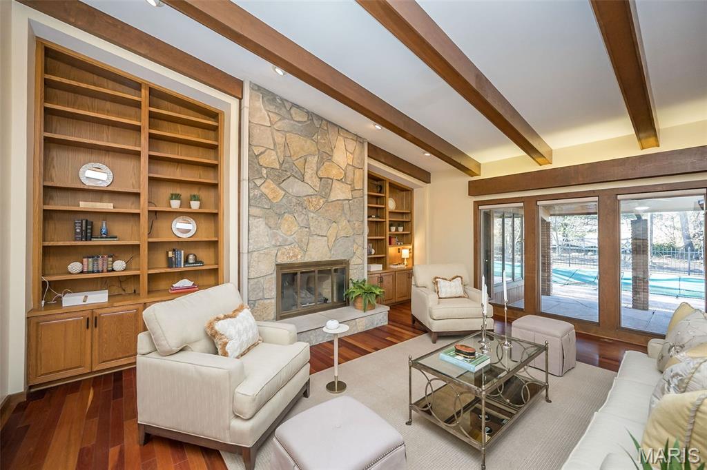 Frontenac Woods 1 - Residential