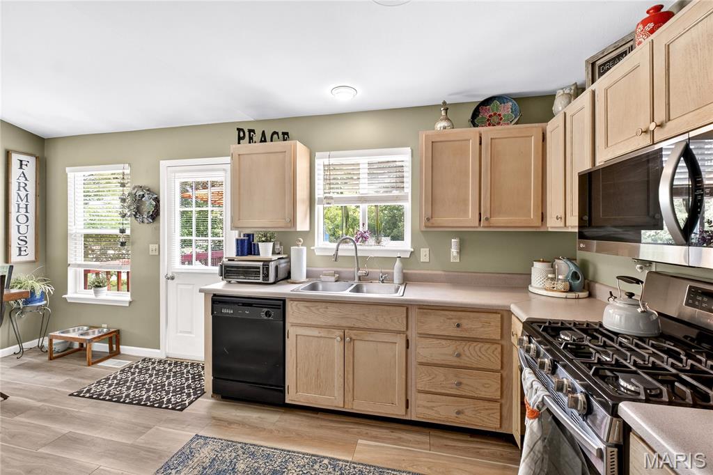 Arnold, Missouri 63010, United States, 3 Bedrooms Bedrooms, ,2 BathroomsBathrooms,Residential,Active,180056