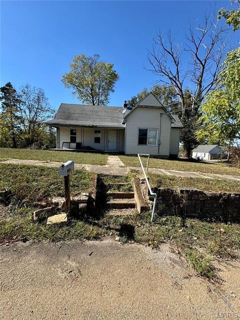 Tiny photo for 401 Main Street, Leadwood, MO 63653 (MLS # 25069327)