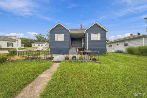 Tiny photo for 109 N Oak Street, Rolla, MO 65401 (MLS # 26058792)