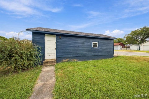 Tiny photo for 109 N Oak Street, Rolla, MO 65401 (MLS # 26058792)