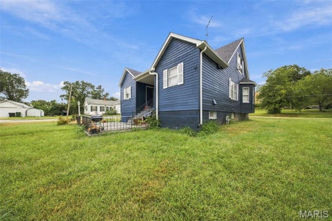 Tiny photo for 109 N Oak Street, Rolla, MO 65401 (MLS # 26058792)