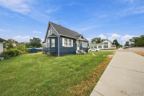 Tiny photo for 109 N Oak Street, Rolla, MO 65401 (MLS # 26058792)