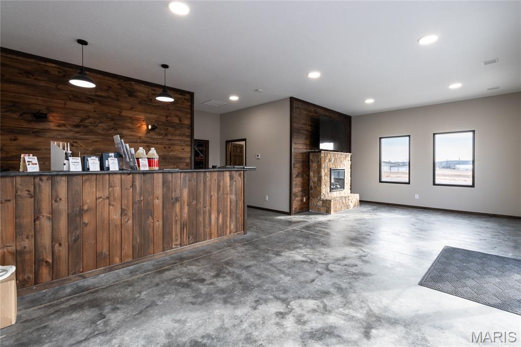 N/A - Commercial Sale