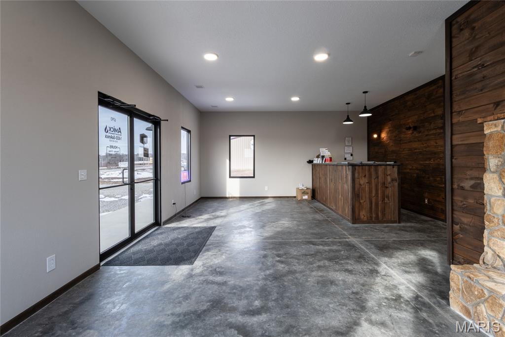 N/A - Commercial Sale