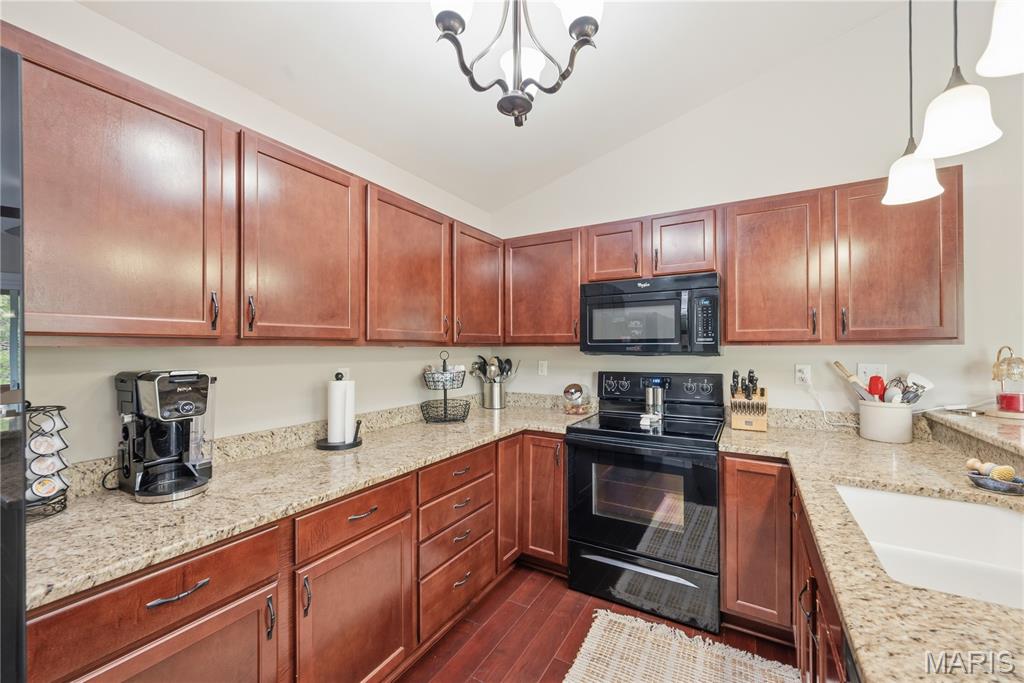 Seasons At Lsl - Residential