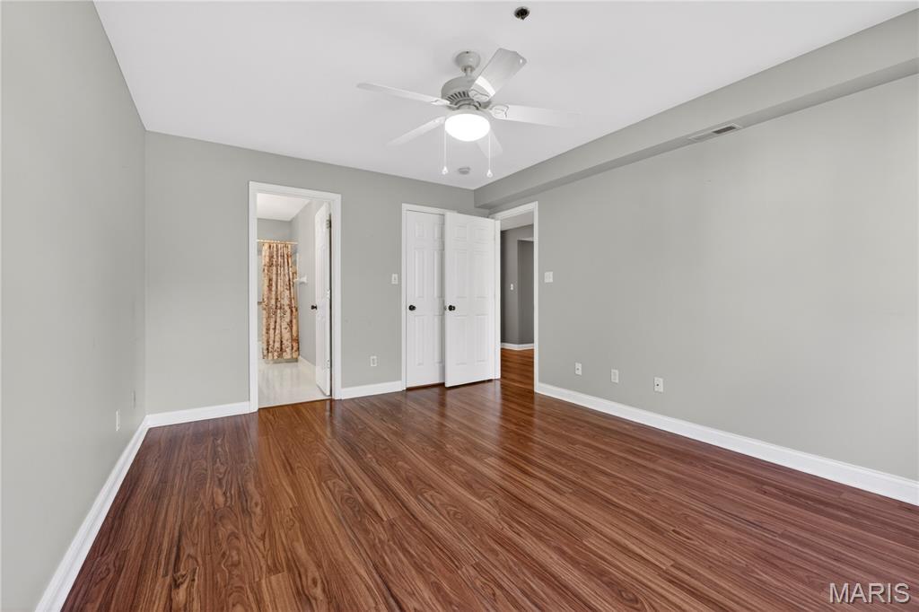 Victoria Crossing Easement 20 At - Residential