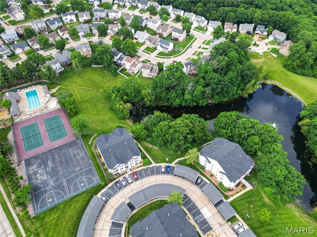 Victoria Crossing Easement 20 At - Residential