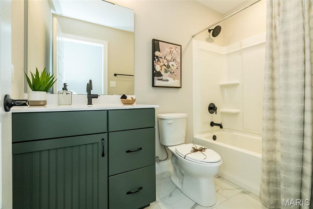 Majestic Lakes - Residential