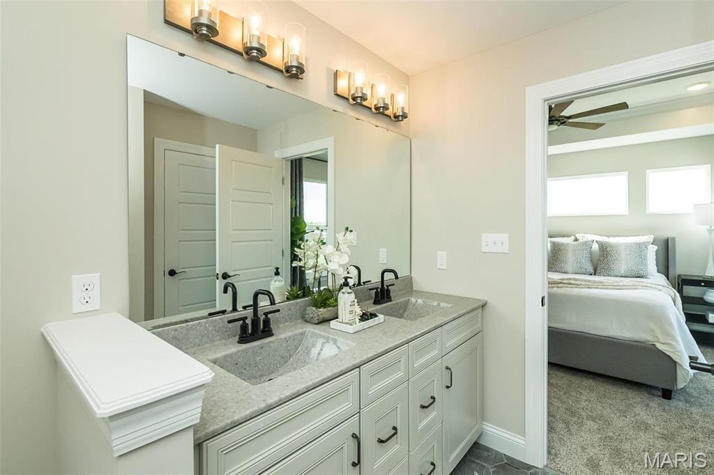 Majestic Lakes - Residential