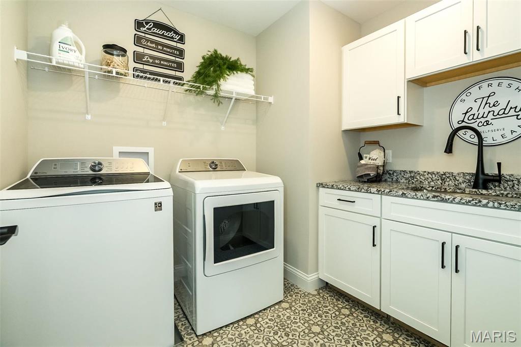 Majestic Lakes - Residential