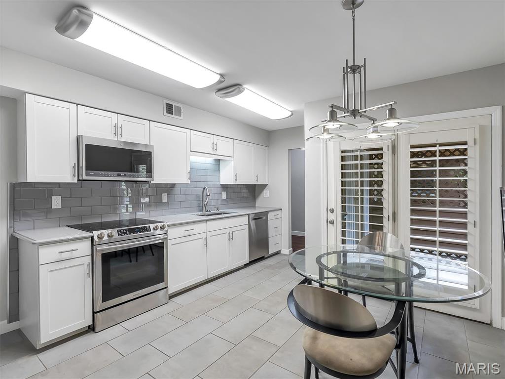 1131 Claytonbrook Court