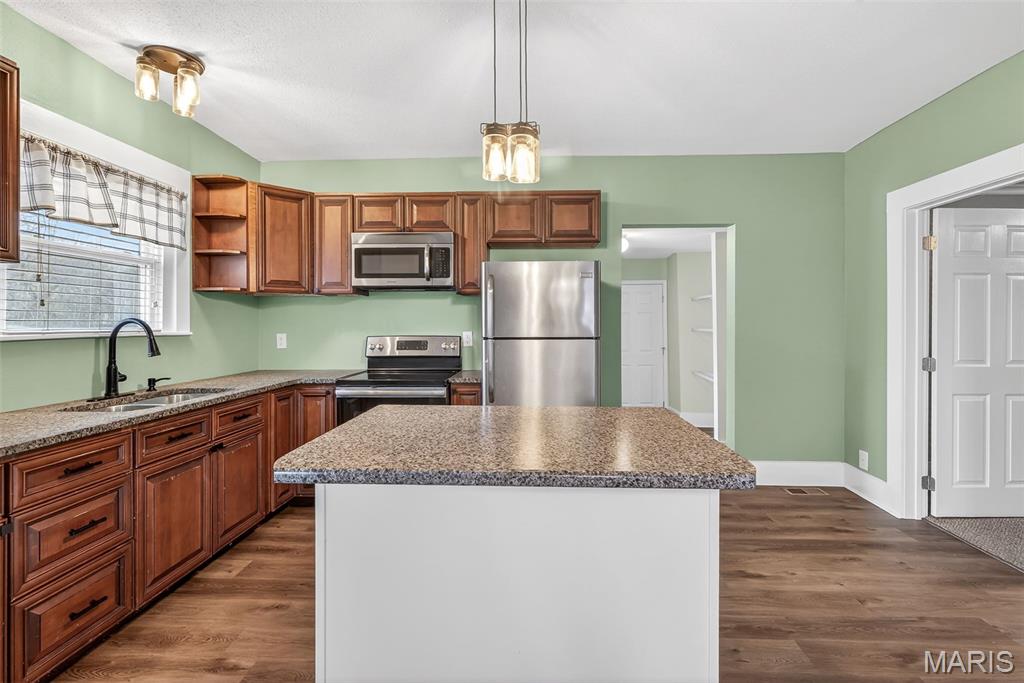 F I Tetely Sub - Residential