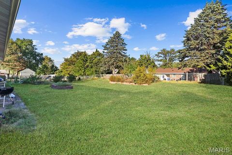 Tiny photo for 3929 Hirondelle Lane, Florissant, MO 63034 (MLS # 25069415)