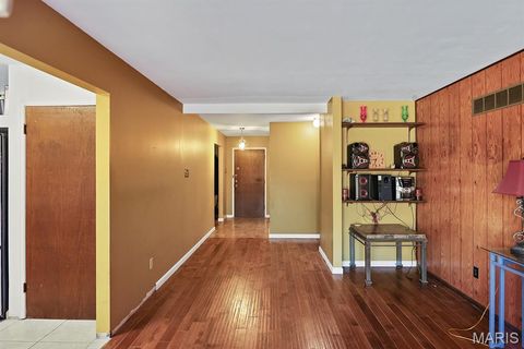 Tiny photo for 3929 Hirondelle Lane, Florissant, MO 63034 (MLS # 25069415)