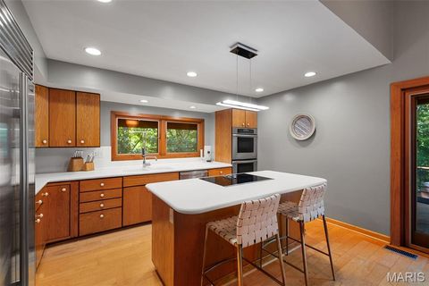 Tiny photo for 770 Straub Road, Chesterfield, MO 63017 (MLS # 25066568)