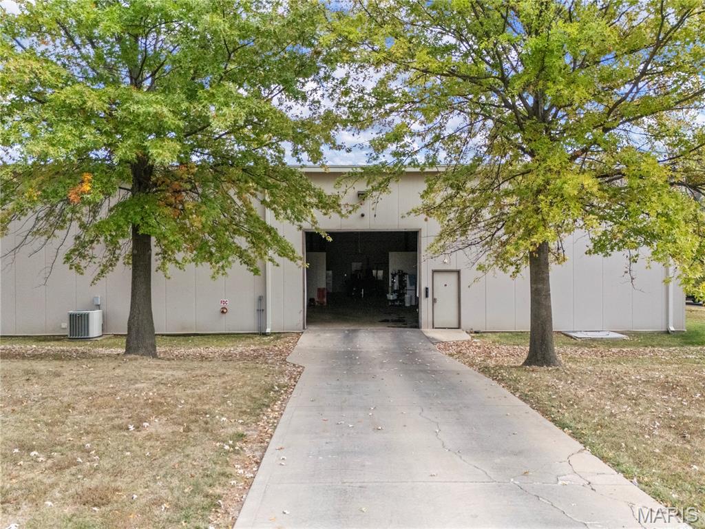 9080 Vmp Place - Commercial Sale