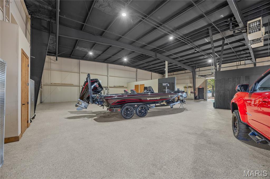 9080 Vmp Place - Commercial Sale