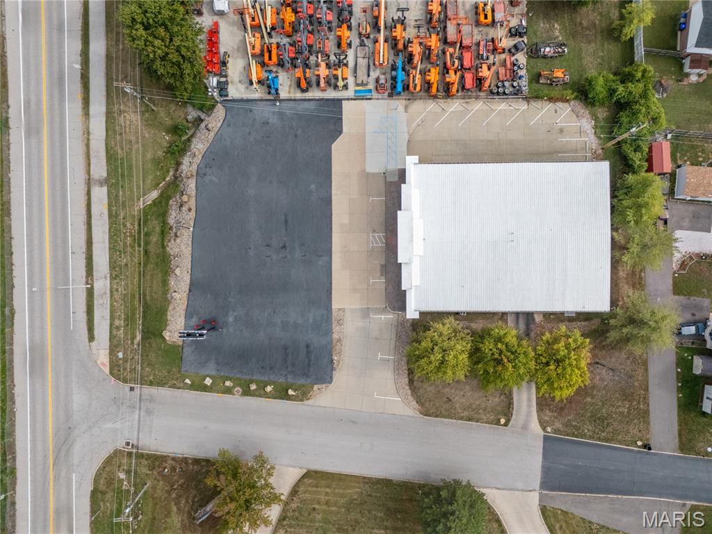 9080 Vmp Place - Commercial Sale