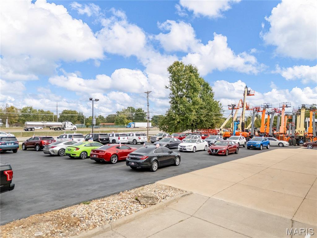 9080 Vmp Place - Commercial Sale