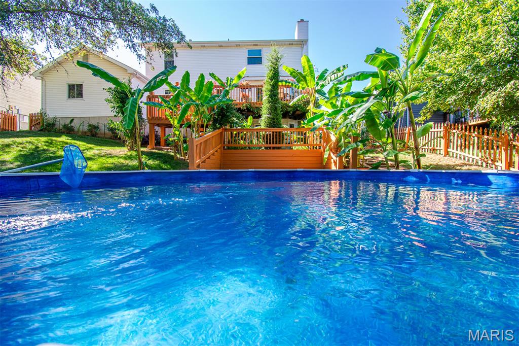1228 EAGLES CREST Lane