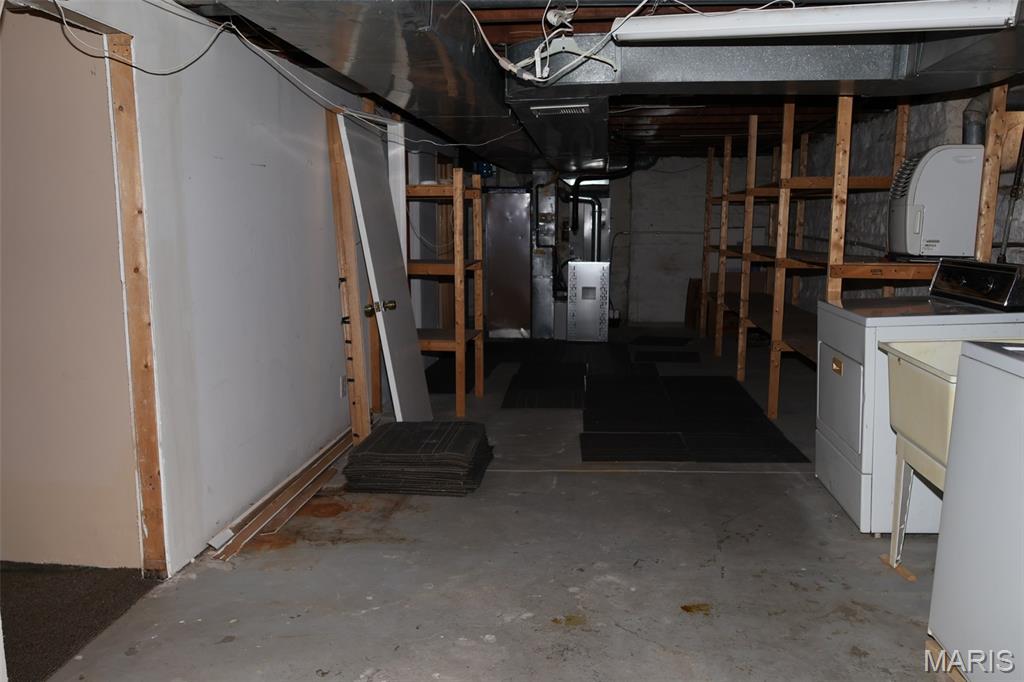 Woodland Court Add - Residential Lease