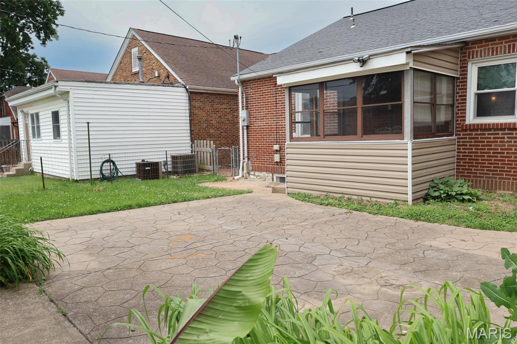 Woodland Court Add - Residential Lease