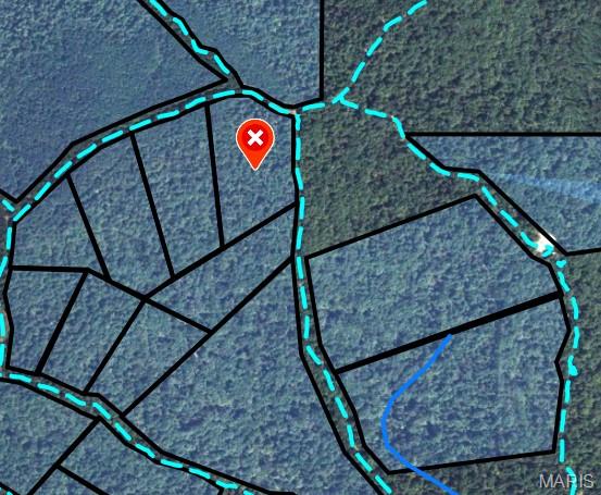 Cherokee Pass - Land