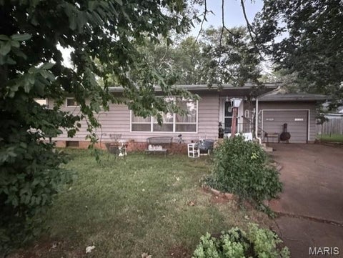 Tiny photo for 135 Pine Street, Farmington, MO 63640 (MLS # 26057272)