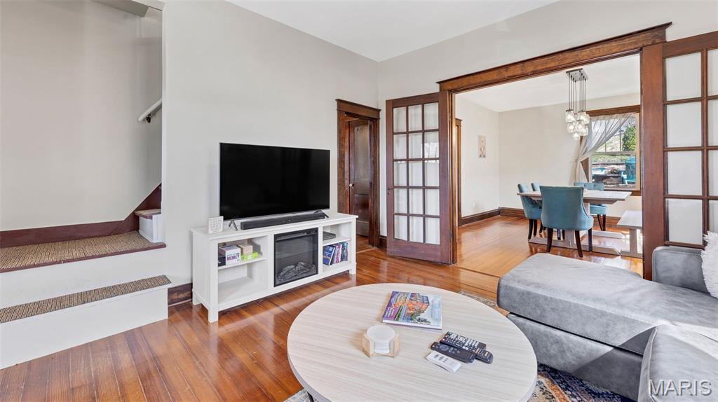 West 2nd Street - Residential