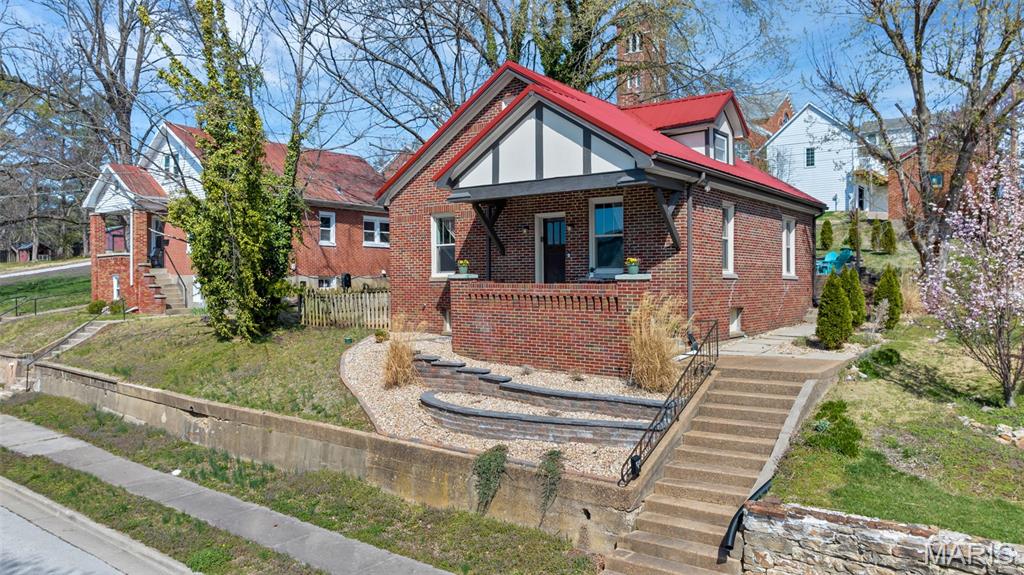 West 2nd Street - Residential