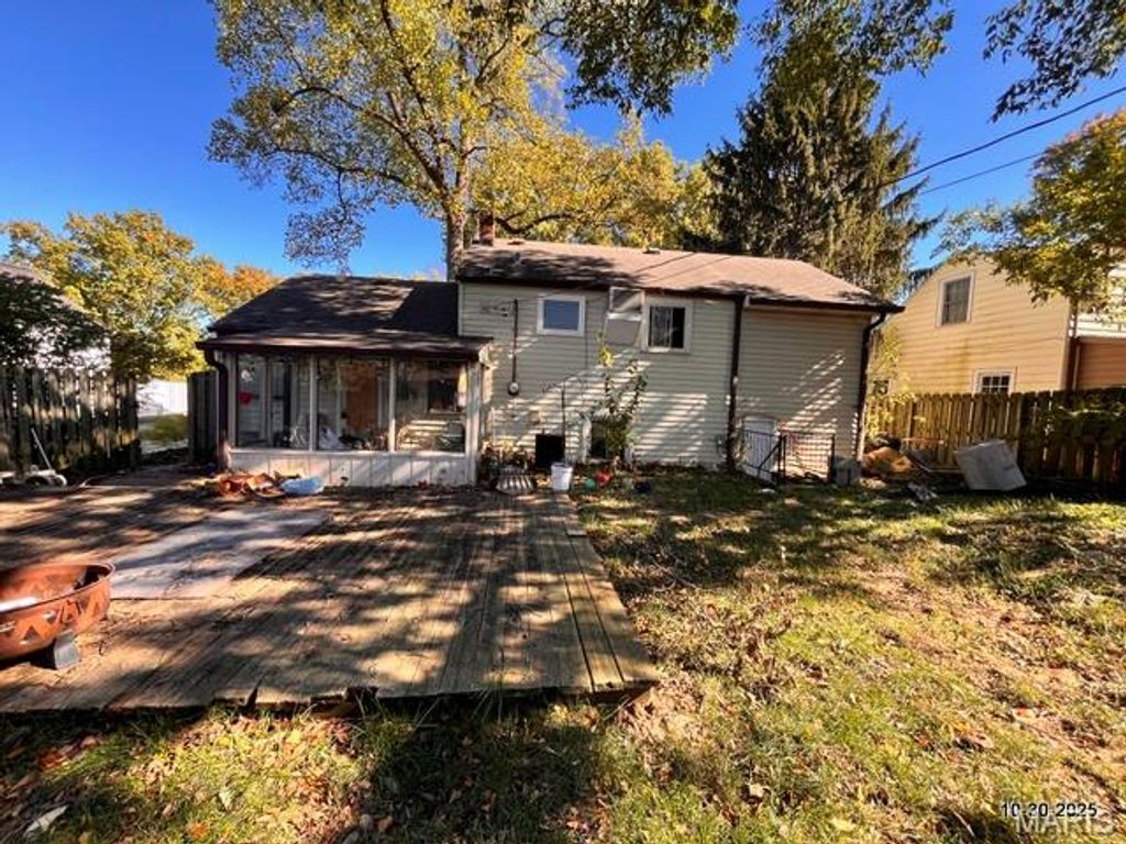 Photo of 1137 N Harrison Avenue, Kirkwood, MO 63122 (MLS # 25073553)