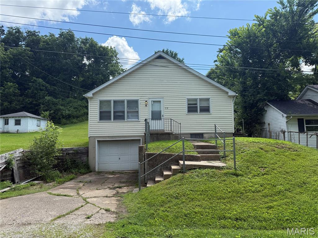 418 Monroe Street