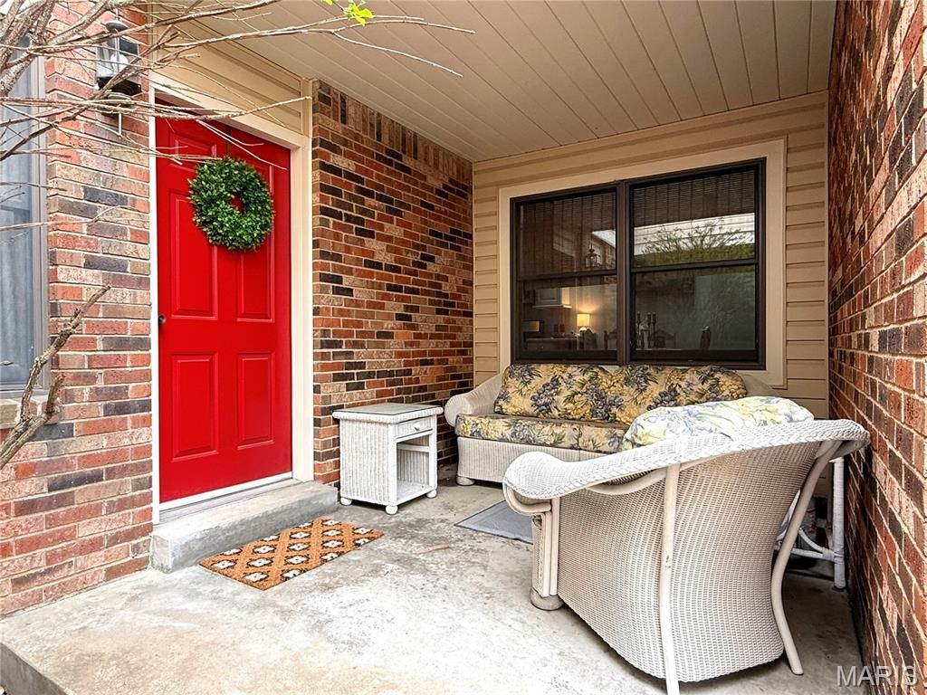 Photo of 13734 La Conte Court, St Louis, MO 63128 (MLS # 26018892)