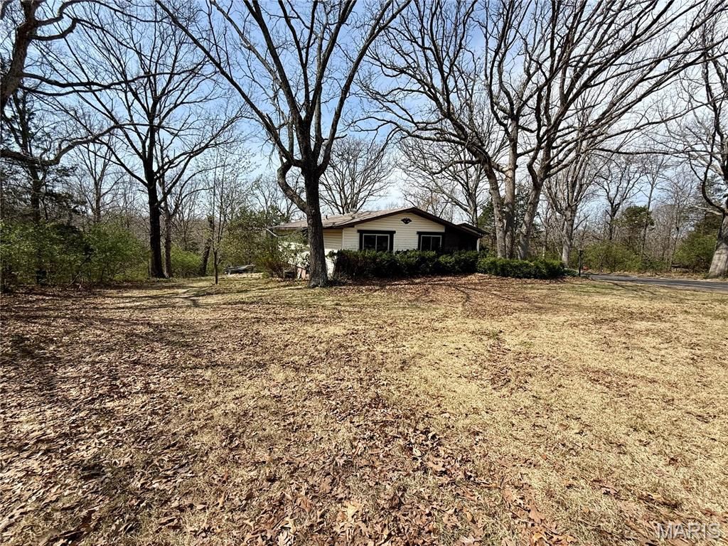 Photo of 333 Rue Chambly, Bonne Terre, MO 63628 (MLS # 26019000)