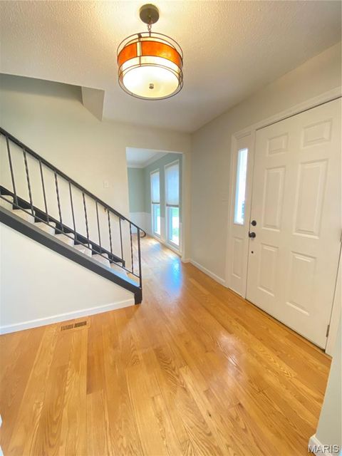 Tiny photo for 2268 Kittridge Court, Chesterfield, MO 63017 (MLS # 26025666)