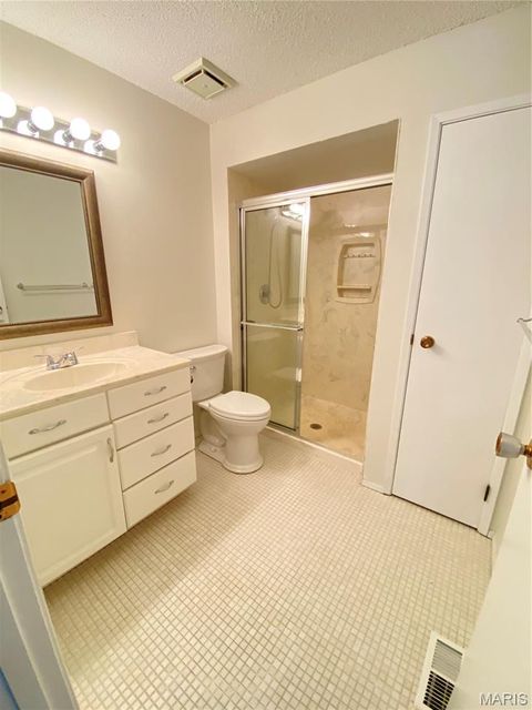 Tiny photo for 2268 Kittridge Court, Chesterfield, MO 63017 (MLS # 26025666)