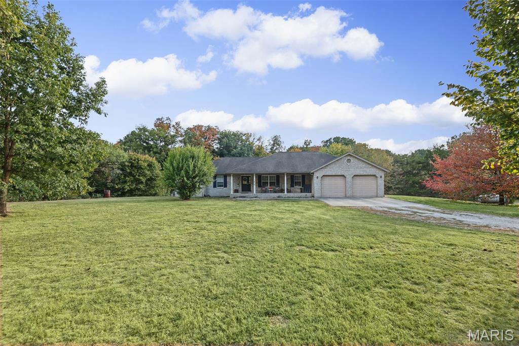 1416 Hidden Acres Lane