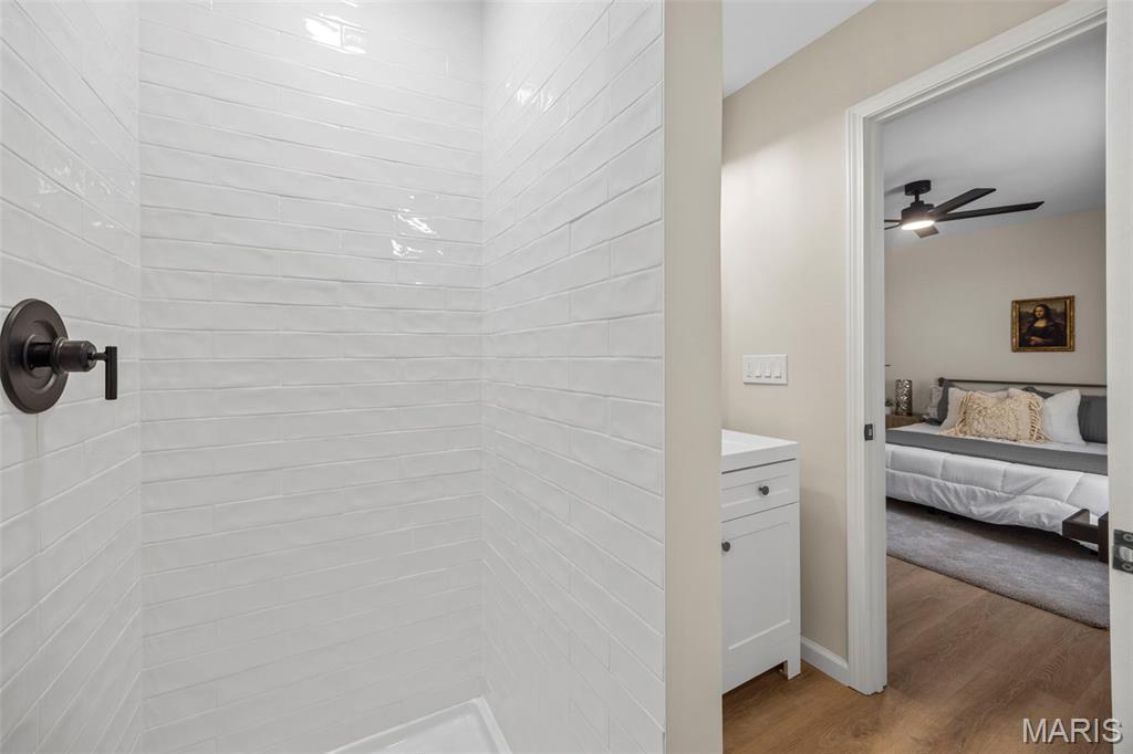 Country Wood Estates 04 - Residential